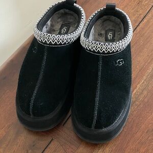 UGG Tasman Black Suede Slippers